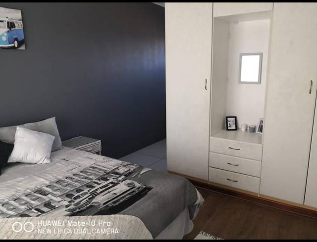 4 BEDROOM HOUSE FOR SALE IN VAALPARK